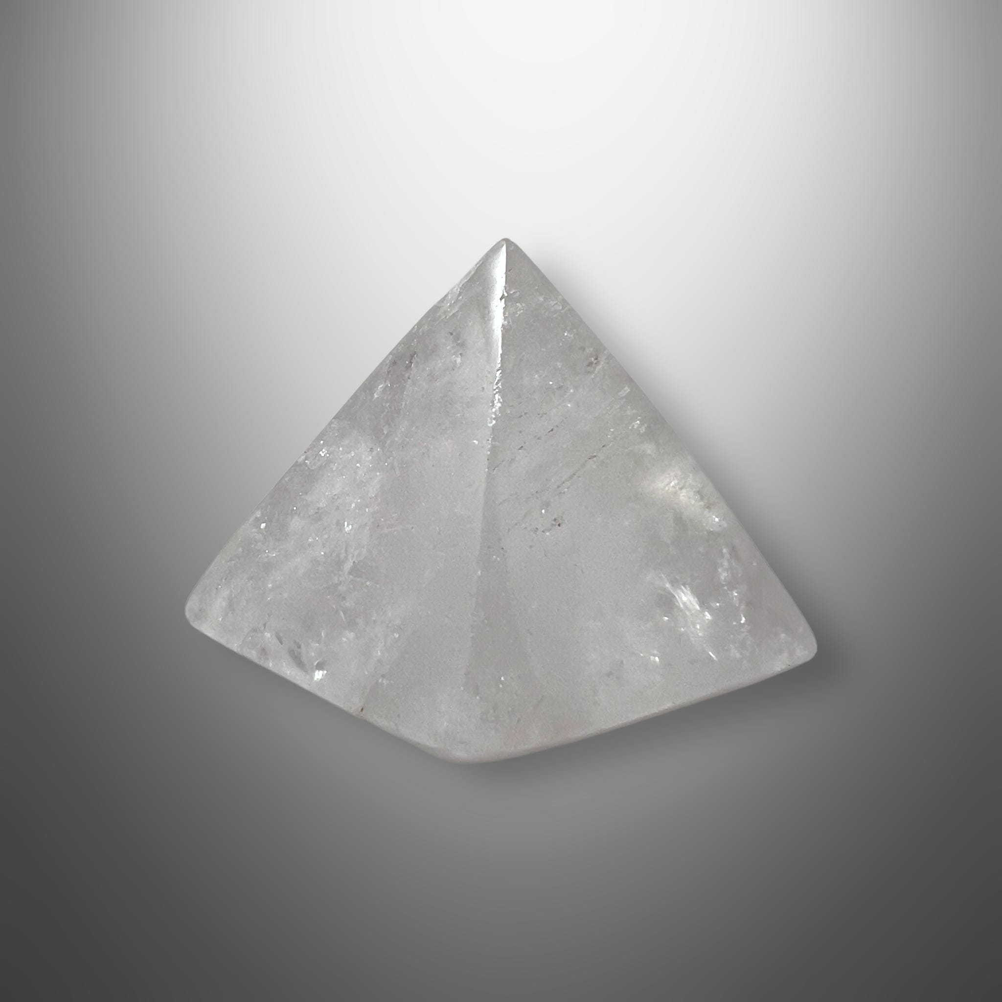 #piezas únicas_pirámide cuarzo 4