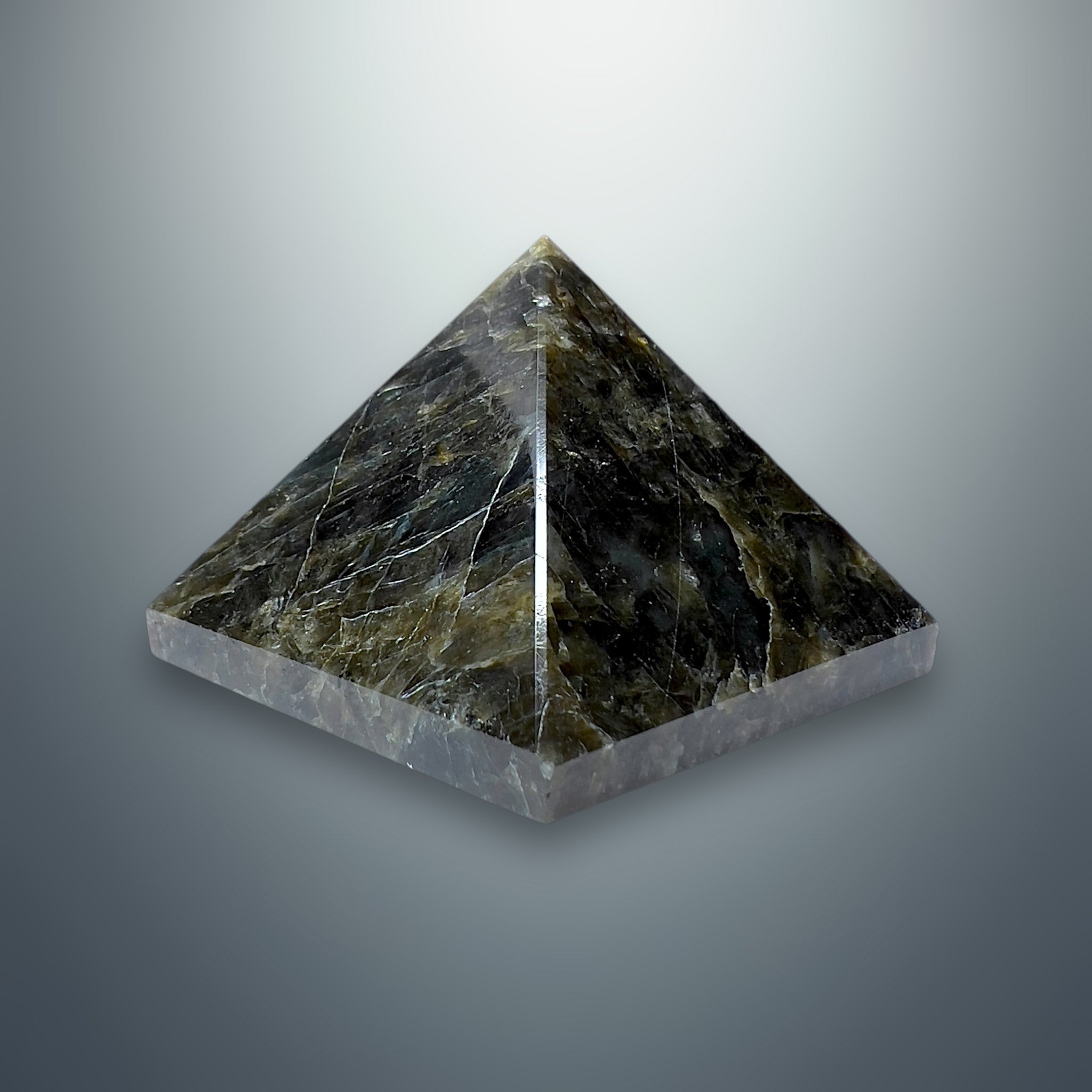 #piezas únicas_pirámide labradorita 4