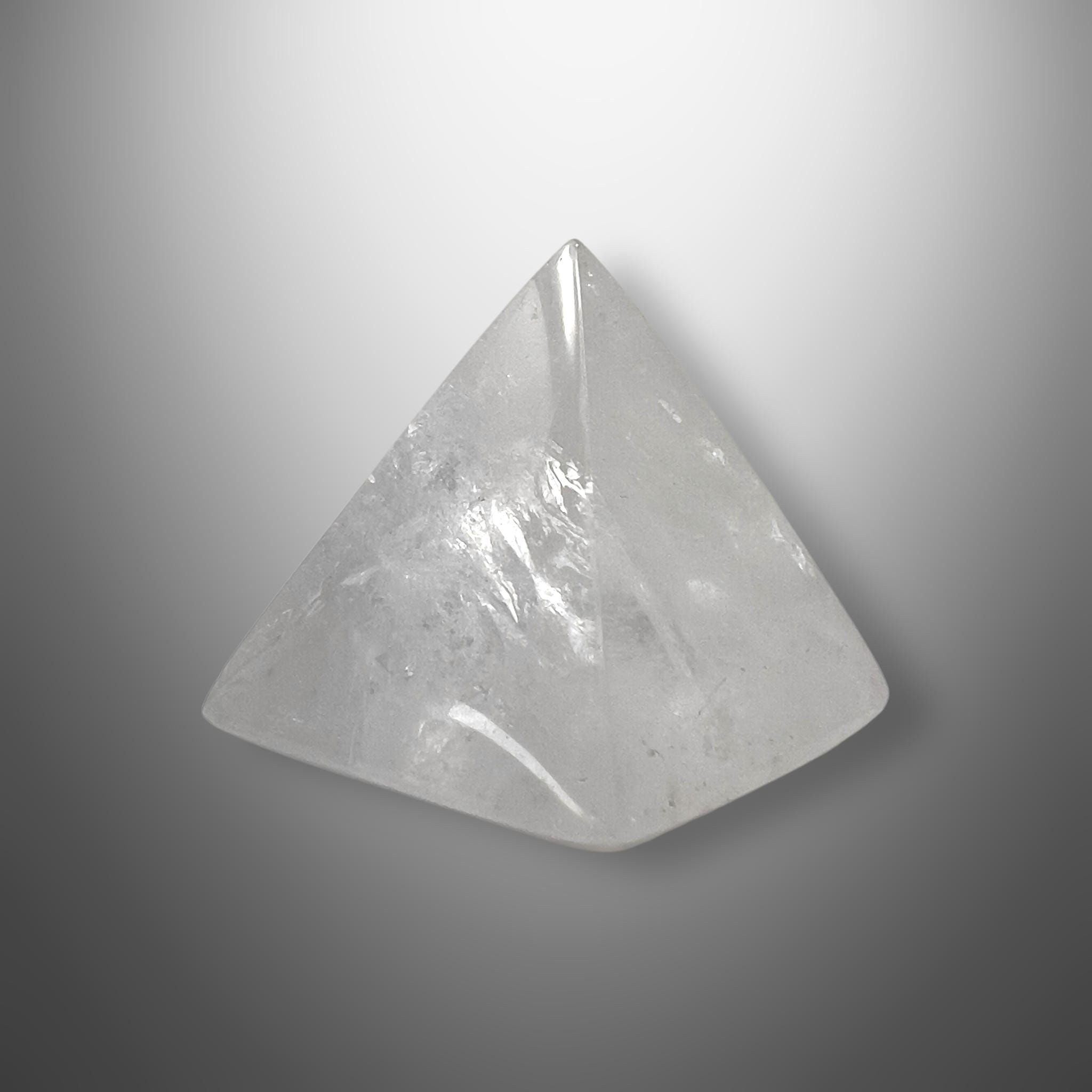 #piezas únicas_pirámide cuarzo 5