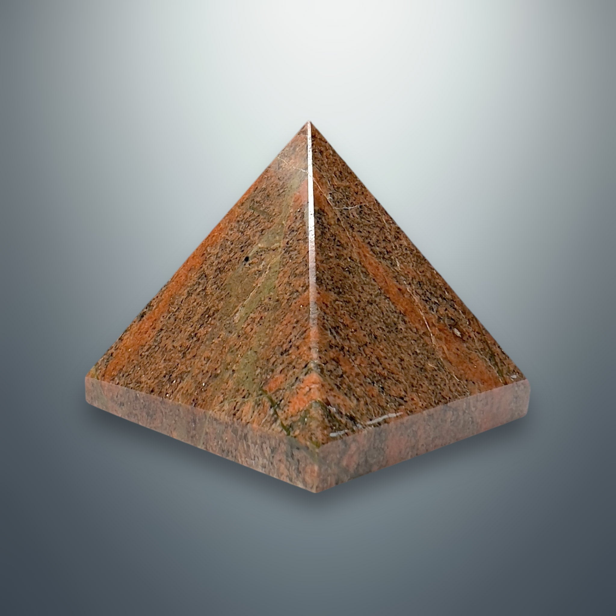 #piezas únicas_pirámide unakita 5