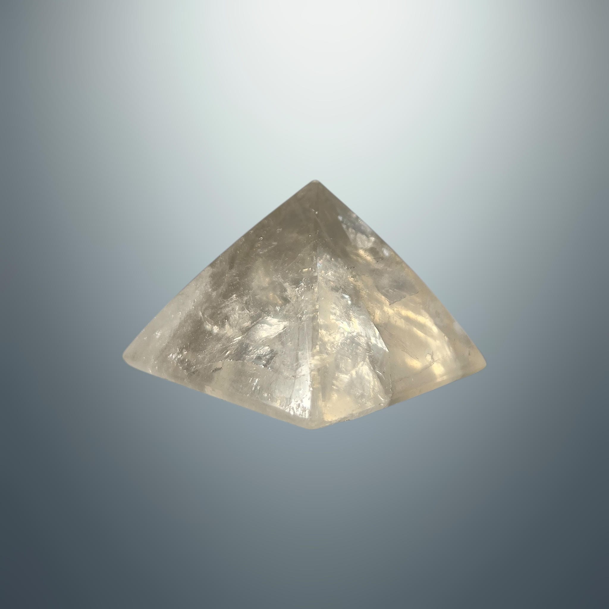 #piezas únicas_pirámide cuarzo ahumado 6