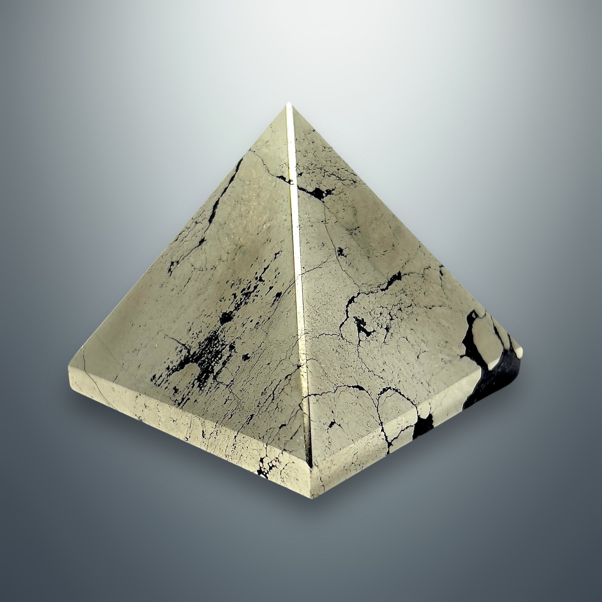 #piezas únicas_pirámide pirita 6