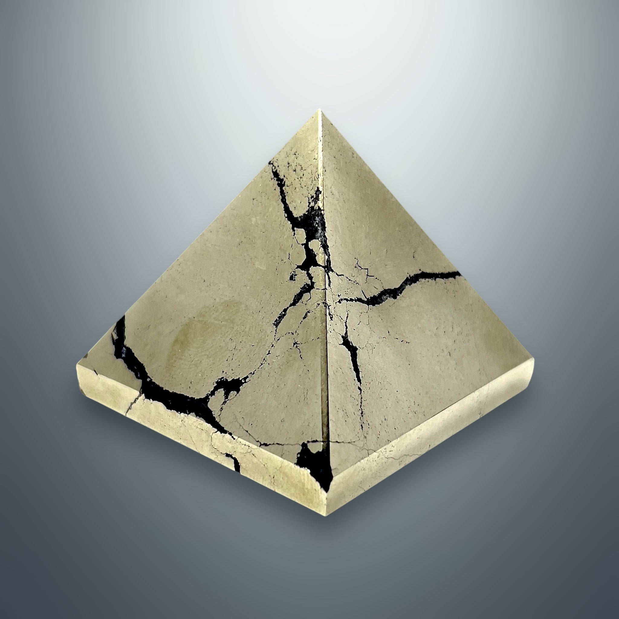 #piezas únicas_pirámide pirita 7