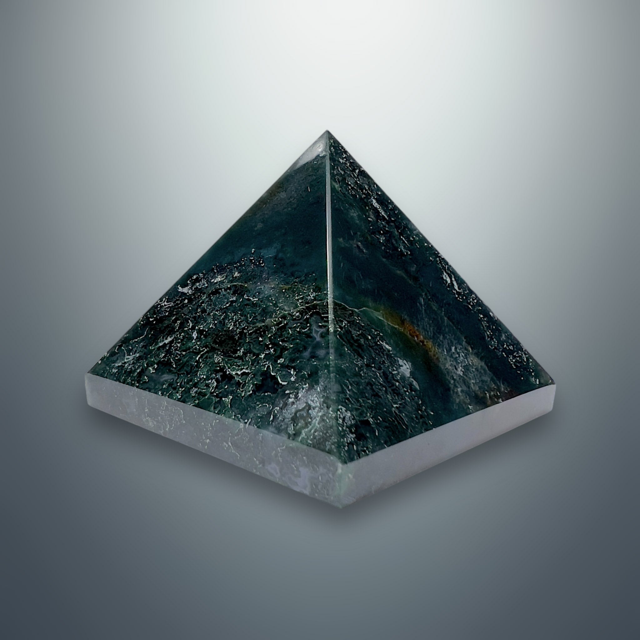 #piezas únicas_pirámide ágata musgo 7