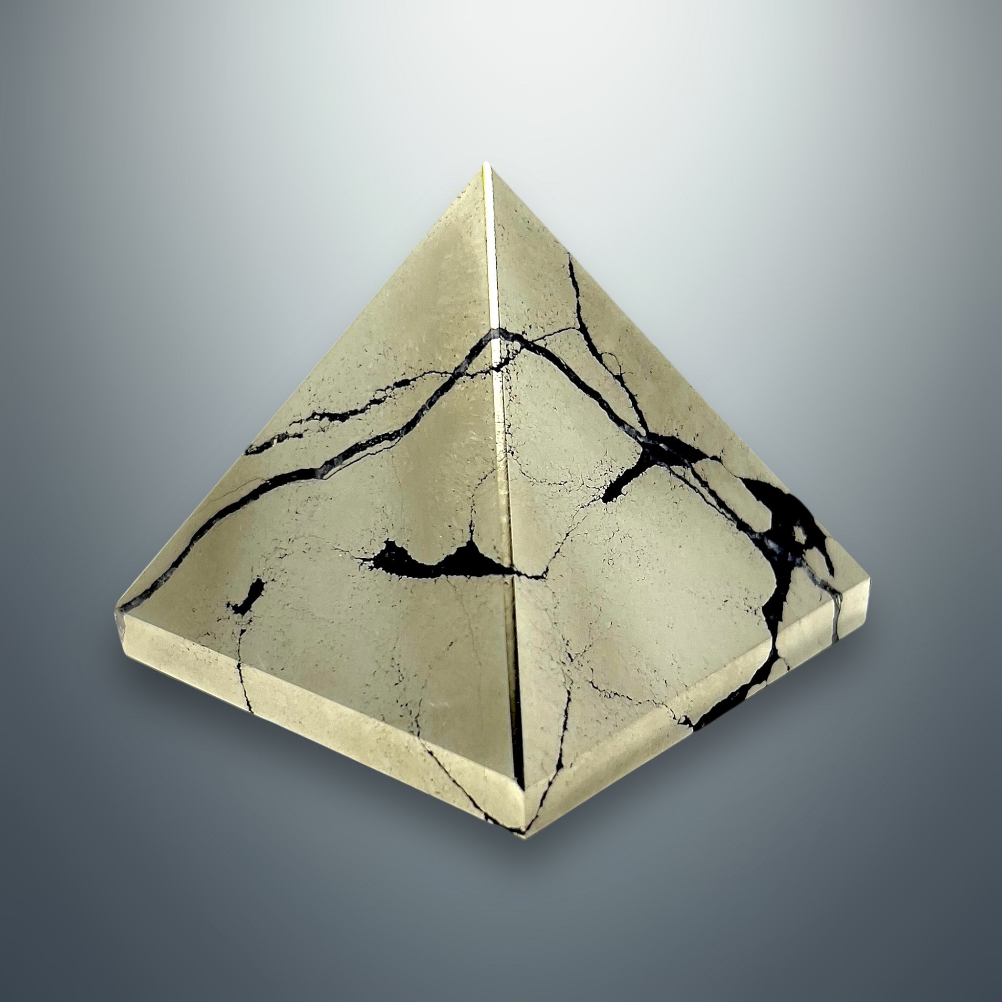 #piezas únicas_pirámide pirita 7