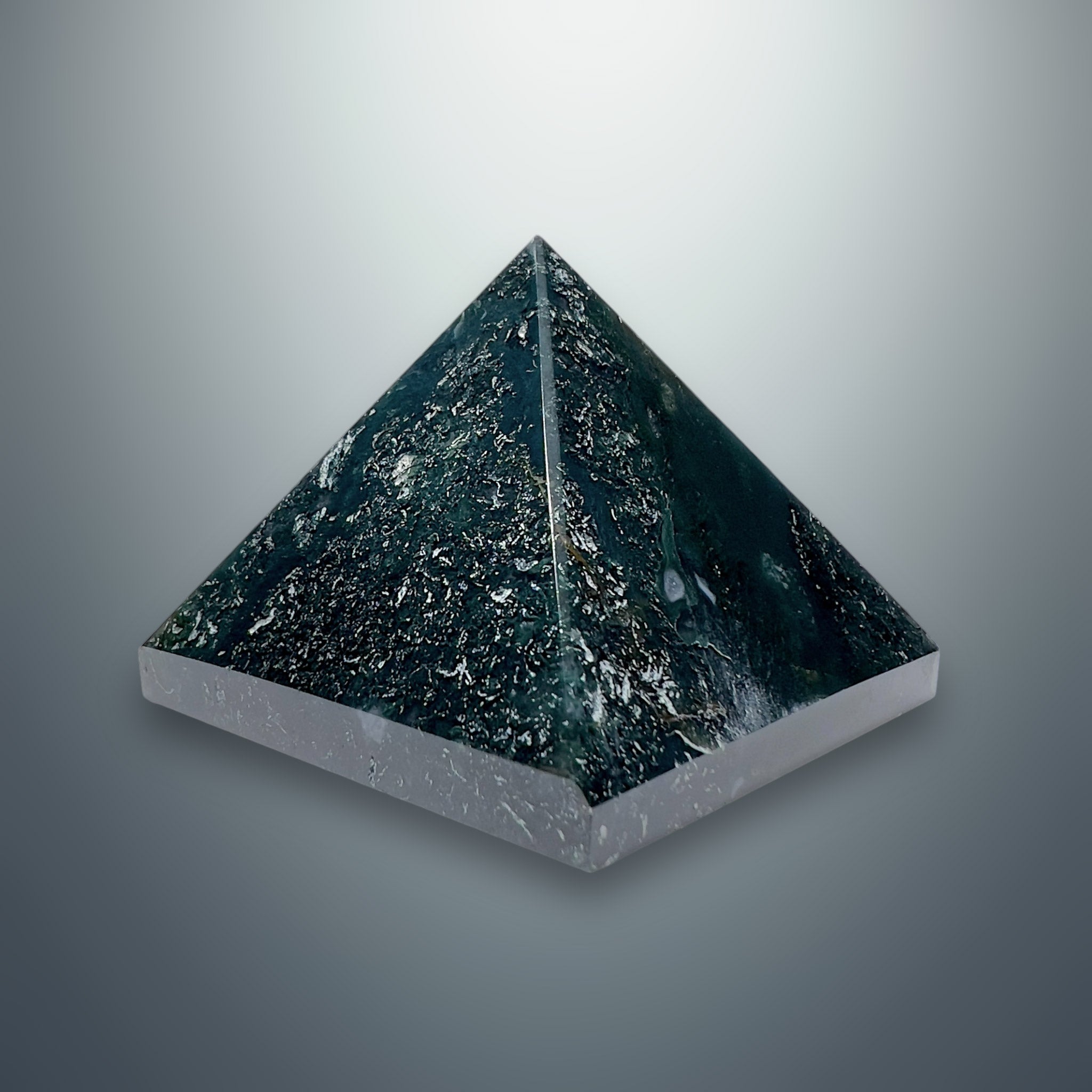 #piezas únicas_pirámide ágata musgo 7