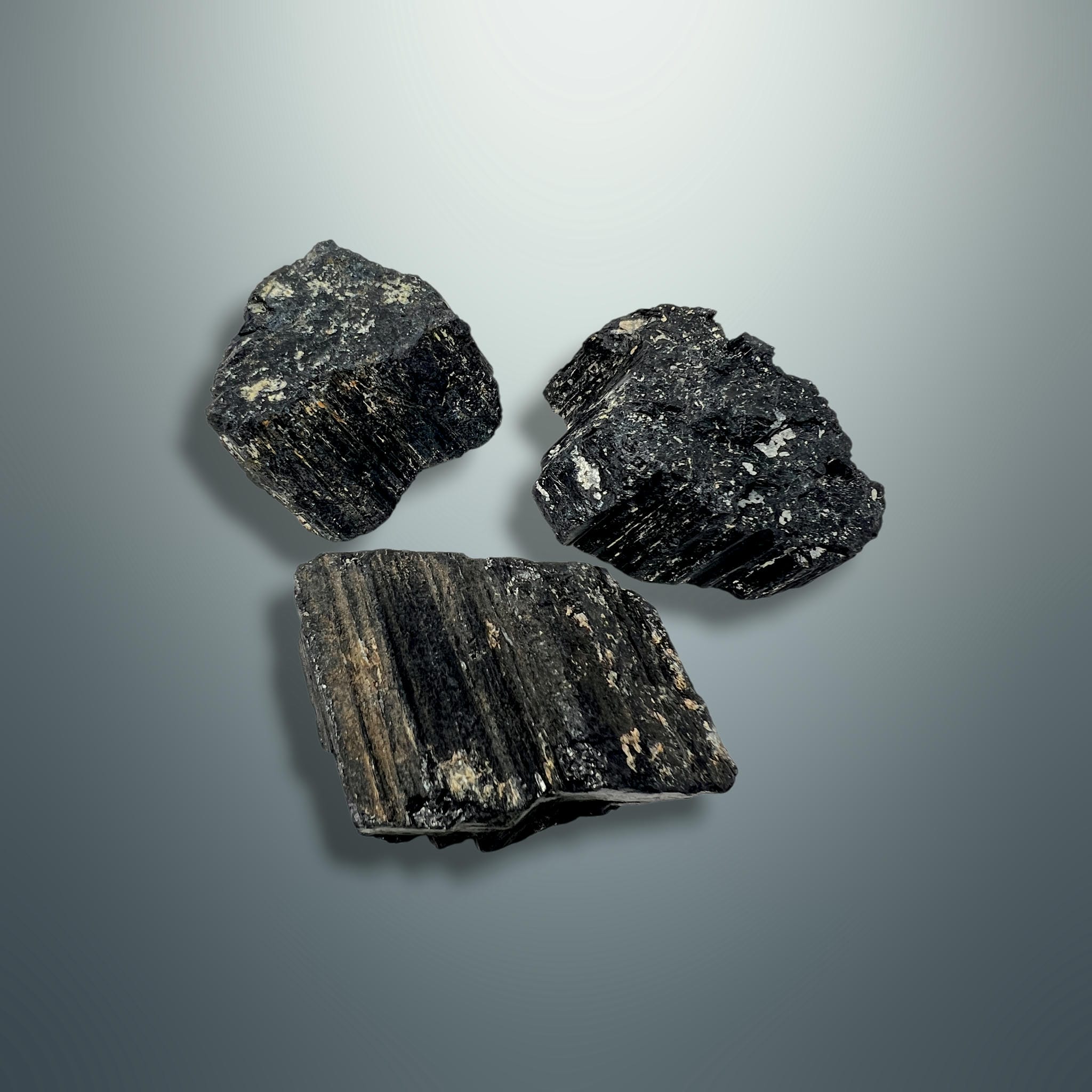 Turmalina Negra en Bruto