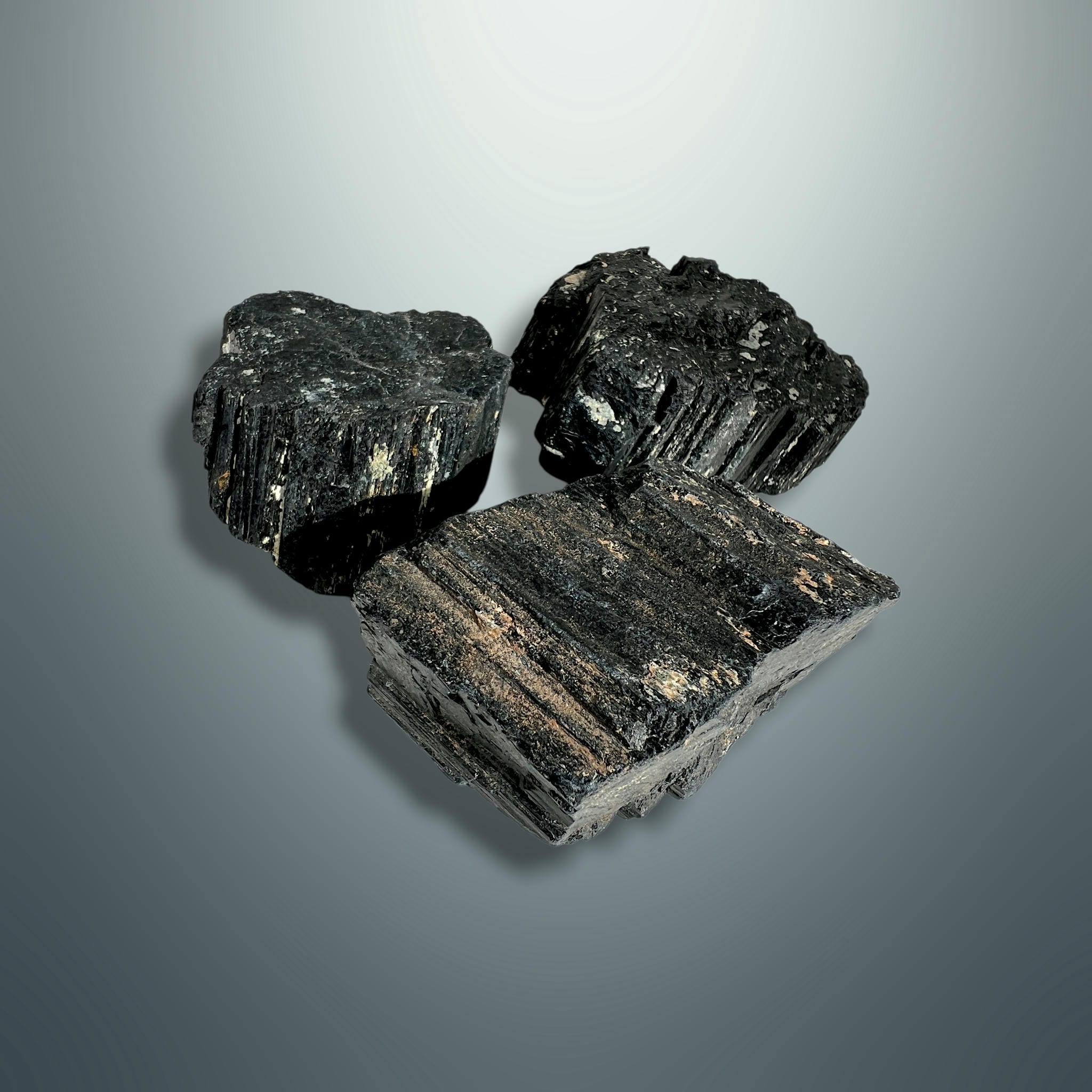 Turmalina Negra en Bruto