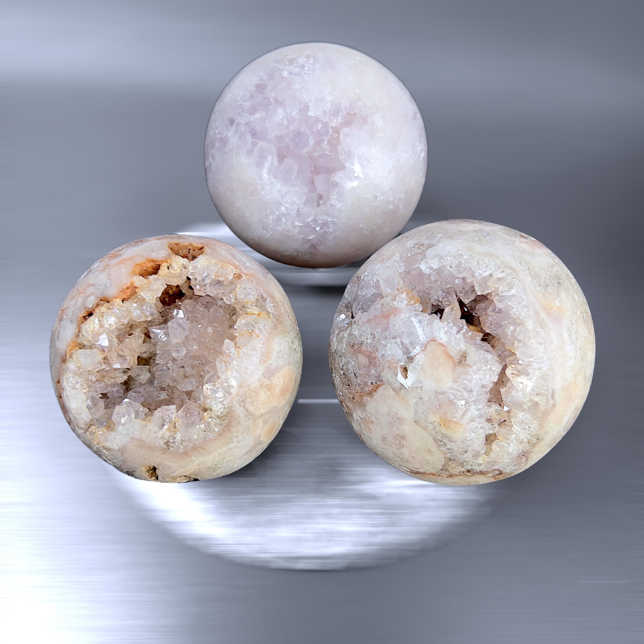 Amatista Rosa en Esfera - con Cristalización